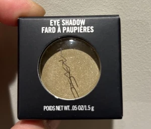 Mac eyeshadow single - Marsh 0.05oz/1.5g - Picture 1 of 1
