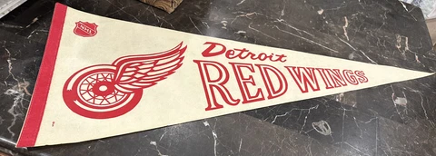 NHL Detroit Red Wings Vintage Circa 1970's Team Logo Hockey Pennant Cover