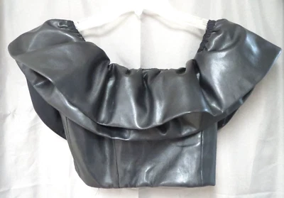 NWT- Alice + Olivia 'Nay' Vegan Leather Ruffled Crop Top, Black - Size 0 XSmall - Image 1 of 4