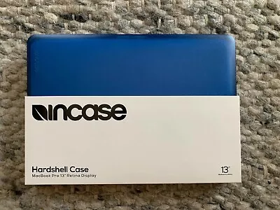 Incase Hardshell Case for MacBook Pro Retina 13" Blue CL60622 NEW - Image 1 of 2