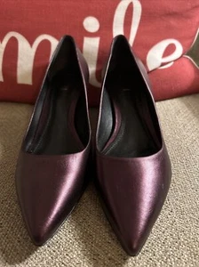 NEW SCHUTZ PURPLE LEATHER KITTEN HEEL PUMPS, Size 7B, Originally $260 - Picture 1 of 7