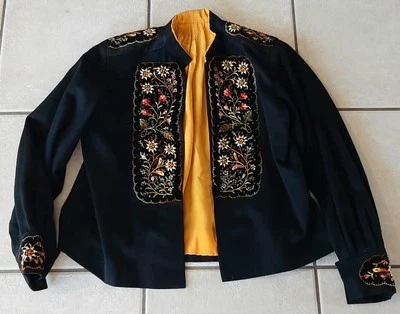 Jaqueta elegante bordada personalizada WMS feita à mão elegante boêmia M plissada  - Imagem 1 de 4