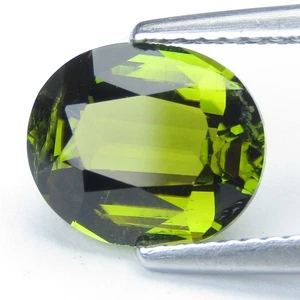 2.36Cts Genuine Amazing Natural Green Tourmaline 9.7x8.2mm Oval Shape - Picture 1 of 7
