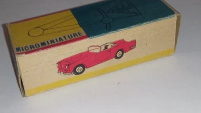 Politoys alfa romeo 2000 spyder t   1/41     -  plastica APS - # 41 - Immagine 1 di 4