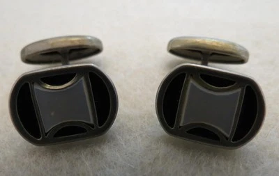 Vintage c.1930s BLACK ENAMEL & WHITE MOTHER OF PEARL CUFFLINKS ART DECO - Image 1 of 4