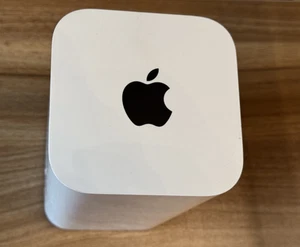 Apple AirPort Time Capsule 5.Generation, 2TB Festplatte, Modell A1470 - Top! - Afbeelding 1 van 3
