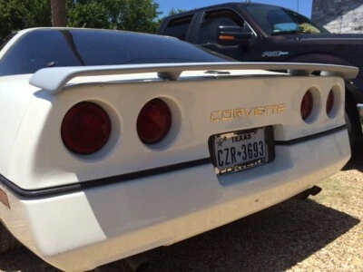 Alerón personalizado 1984-1990 sin pintar para Chevrolet Corvette (C4) Foto 1 de 3