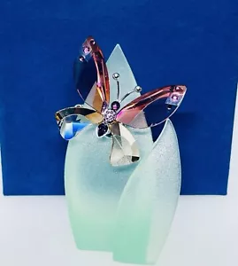 Swarovski Azua Paradise Butterfly with Leaf Display Stand 719182 - Picture 1 of 16