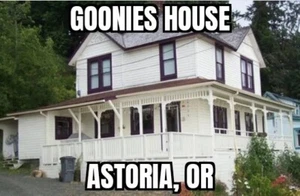 Small ORIGINAL GOONIES HOUSE * WOOD BLANK/PROP PIECE * Astoria, OR * 2-SIDED COA - Picture 1 of 7