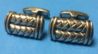 SCOTT KAY -- GEMELOS TEJIDOS PLATA ESTERLINA RAROS (20,1 gramos) -- $350 al por menor Foto 1 de 4