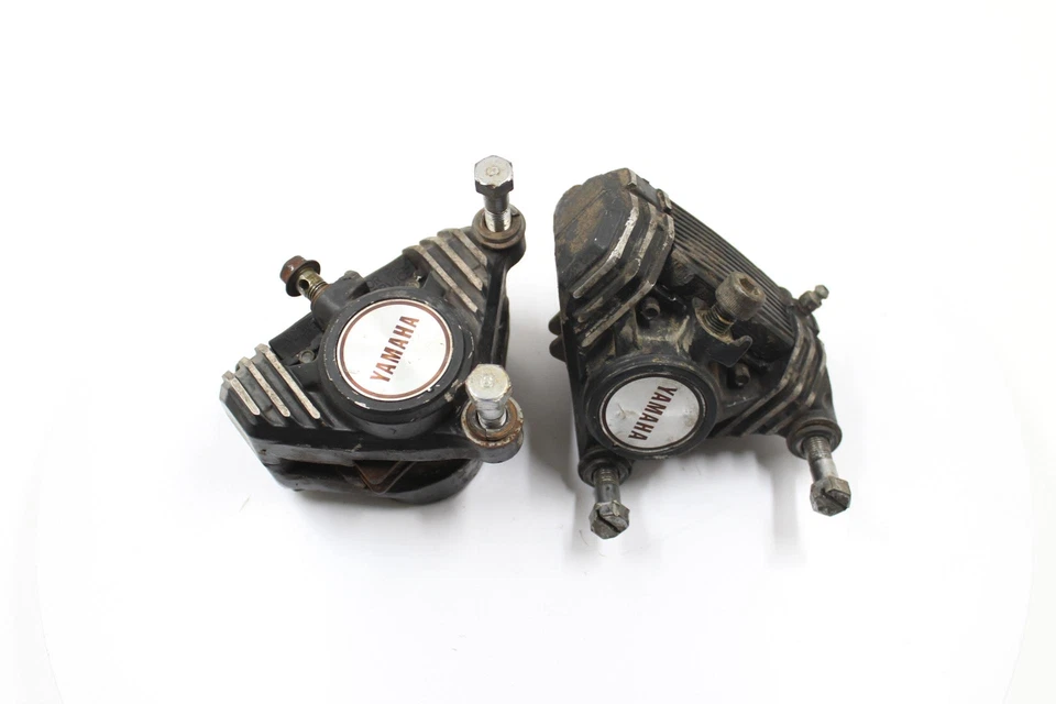 83 YAMAHA VENTURE XVZ1200 OEM RIGHT LEFT FRONT BRAKE CALIPER SET PAIR CALIPERS - Image 1 of 4