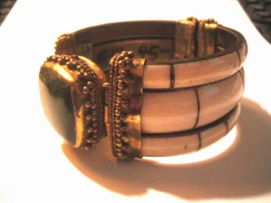 Braccialetto Vintage India Osso Grosso Ottone Agata Pietra Cerniera Chiusura Spilla - Foto 1 di 6