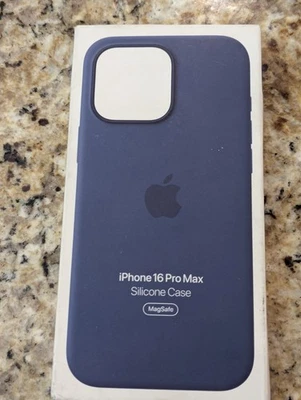 Apple iPhone 16 Pro Max Silicone Case MagSafe Denim Blue MYYU3ZM/A USED - Image 1 of 4