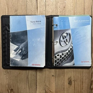 00-04 TOYOTA RAV4 OWNERS MANUAL HANDBOOK PACK & WALLET print 2004 Ref19750 - Picture 1 of 24