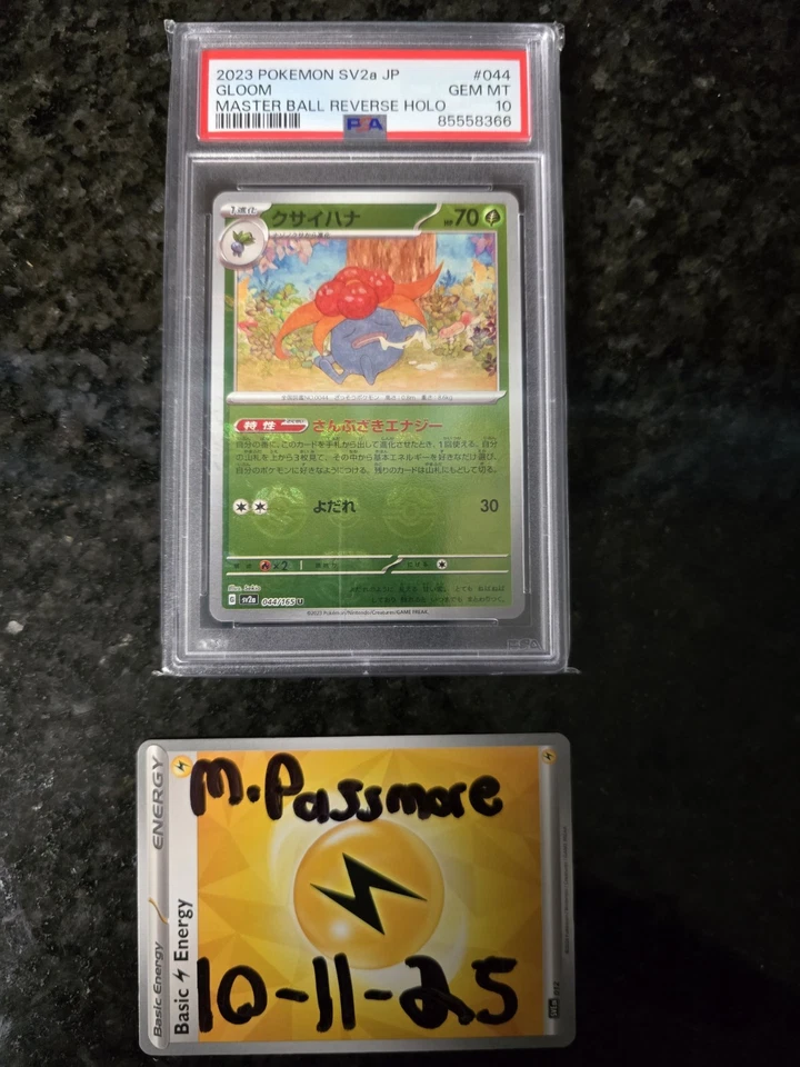 2023 POKEMON JPN SV2A-POKEMON 151 MASTER BALL REVERSE HOLO #044 GLOOM PSA 10 - Image 1 of 1