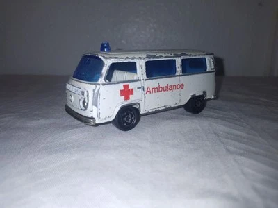 Винтажная скорая помощь MAJORETTE #244 VW Fourgon, сделано во Франции - Изображение 1 из 4