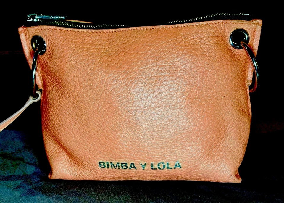 Bimba Y Lola Pebbled Leather Coral Crossbody Pink Trapezium NWOT Rrp $485 Rare - Image 1 of 4