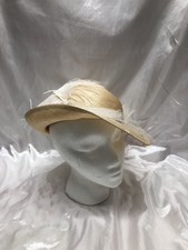 Georgi Vintage Woman's Straw Hat from the 80s