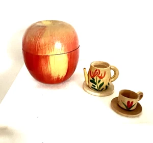 Vintage Painted Wood Child’s Miniature Apple Toy Tea Set Japan Incomplete - Picture 1 of 8