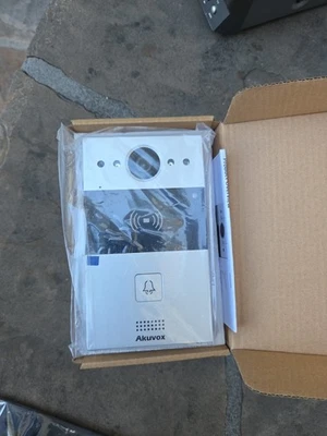AKUVOX SMART INTERCOM R20A - Imagem 1 de 4