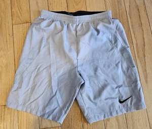 Nike Dri-Fit Youth Boys Shorts Gray, Size Large - Picture 1 of 3