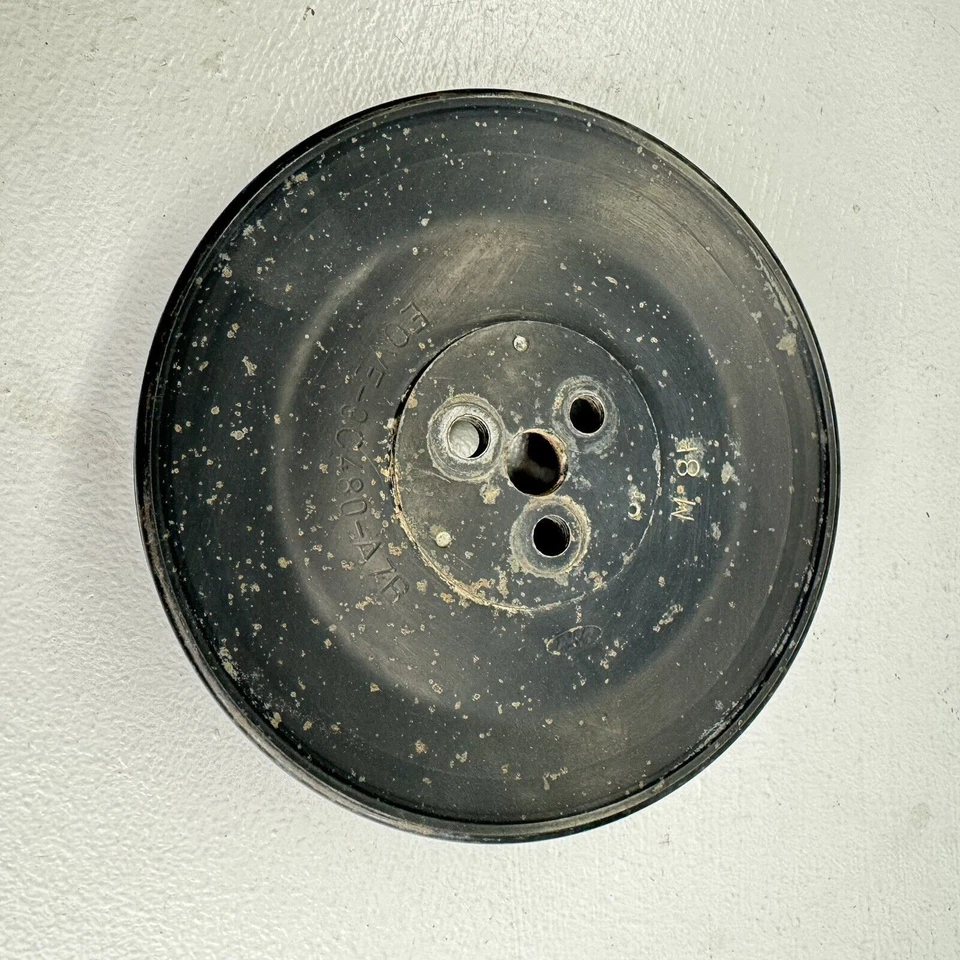 1980-1985 Ford Mustang 302 E0VE-9C480-A7B Smog Pump Pulley OEM - Image 1 of 4