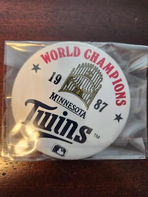 Minnesota Twins 1987 World Series Champions Pin Button Pinback - Image 1 of 2