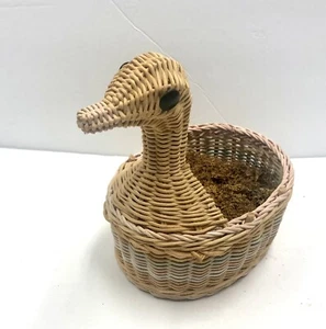 Vintage Natural Woven Wicker Colors Swan Goose Duck Bird Basket Planter Decor - Picture 1 of 13