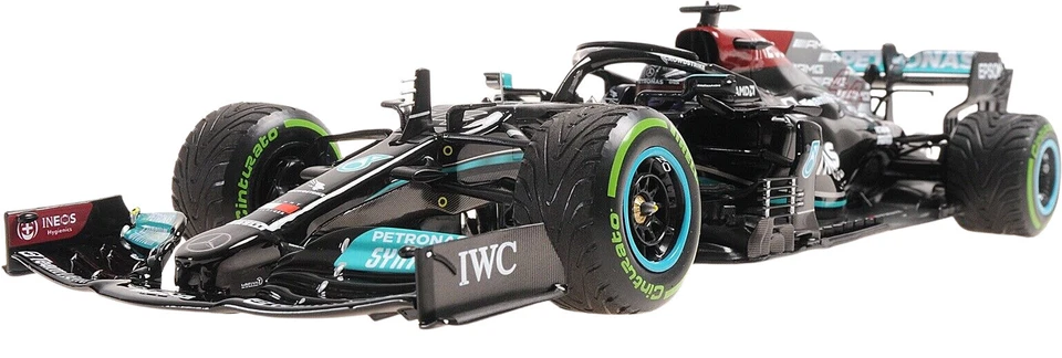 MINICHAMPS Mercedes AMG Petronas W12 F1 Sieger GP Russland Sotschi 2021 Lewis Hamilton Rennauto (110211544)