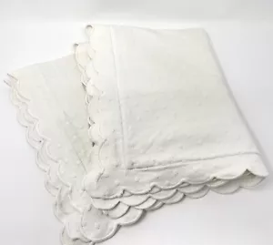 Set di 2 federe in cotone a pois bianco standard Pottery Barn bordo smerlato - Foto 1 di 5