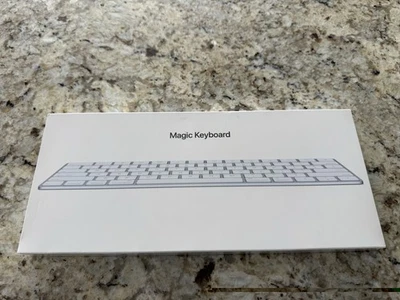 New Apple Magic Keyboard A1644 White MLA22LL/A - Image 1 of 3