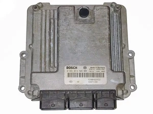 Renault Engine Control Unit ECU 0281013506 8200462452 8200711268 CLEAR VIRGIN - Picture 1 of 2
