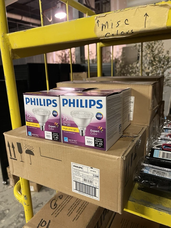 Philips 471078 12PAR30S/EXPERTCOLOR RETAIL/F25/930/DIM CASE OF 6 - Image 1 of 2