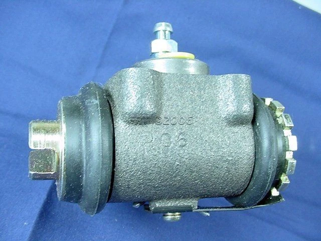 Cilindro de rueda de freno Qualitee para camioneta 71-78 Ford Courier MAZDA TRASERO IZQUIERDO Foto 1 de 3