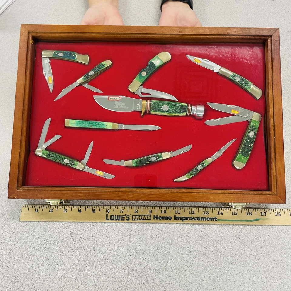 Frost Cutlery Steel Warrior Knives Green Croc Bone Handle Set in Display Case - Image 1 of 4