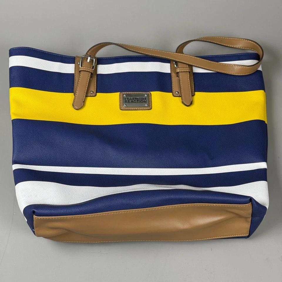 Bolso de Mano Kenneth Cole Reaction de Verano a Rayas Azul Marino/Amarillo/Blanco Imitación Cuero Foto 1 de 4