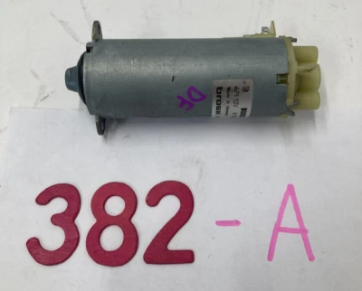 Оригинальный левый мотор регулировки переднего сиденья для Audi A6 Quattro 09–11 годов выпуска 0130002532 - Изображение 1 из 4