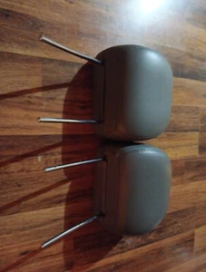 2005 Dodge Durango Leather Headrest Front/passenger Set Grey F6 - Picture 1 of 6