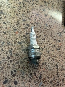 NOS! CHAMPION SPARK PLUG J-12Y - Picture 1 of 3
