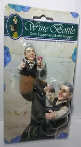 Set topper e abbracciabottiglie in sughero per bottiglie di vino NUOVO in confezione camerieri stravaganti - Foto 1 di 6