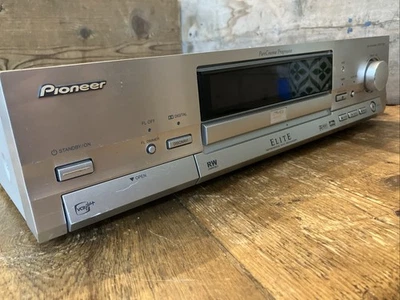 Pioneer  DVR-7000 ELITE DVD RECORDER RW Silver Cabinet - TESTED Working - Image 1 of 4