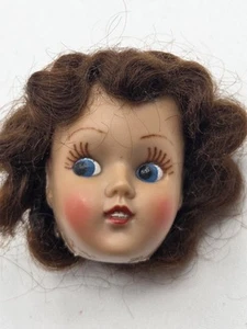 Vintage Molded Hard Plastic About 1.5" Doll Head Dark Hair Unbranded Tlc - Bild 1 von 10