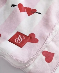 Victoria's Secret Love VALENTINE BLANKET Cozy Fleece Throw Hearts Soft NEW - Picture 1 of 3