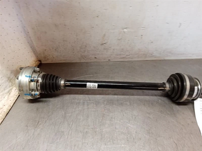 2023 年雪佛兰 CAMARO 9845806 乘客右后轴 — 第 1/4 张图片