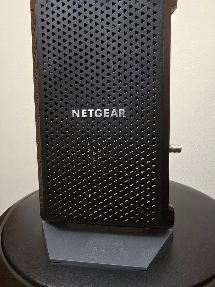 NETGEAR Nighthawk CM1150V Cable Modem with Voice – DOCSIS 3.1 | Gig Ethernet - Image 1 of 1