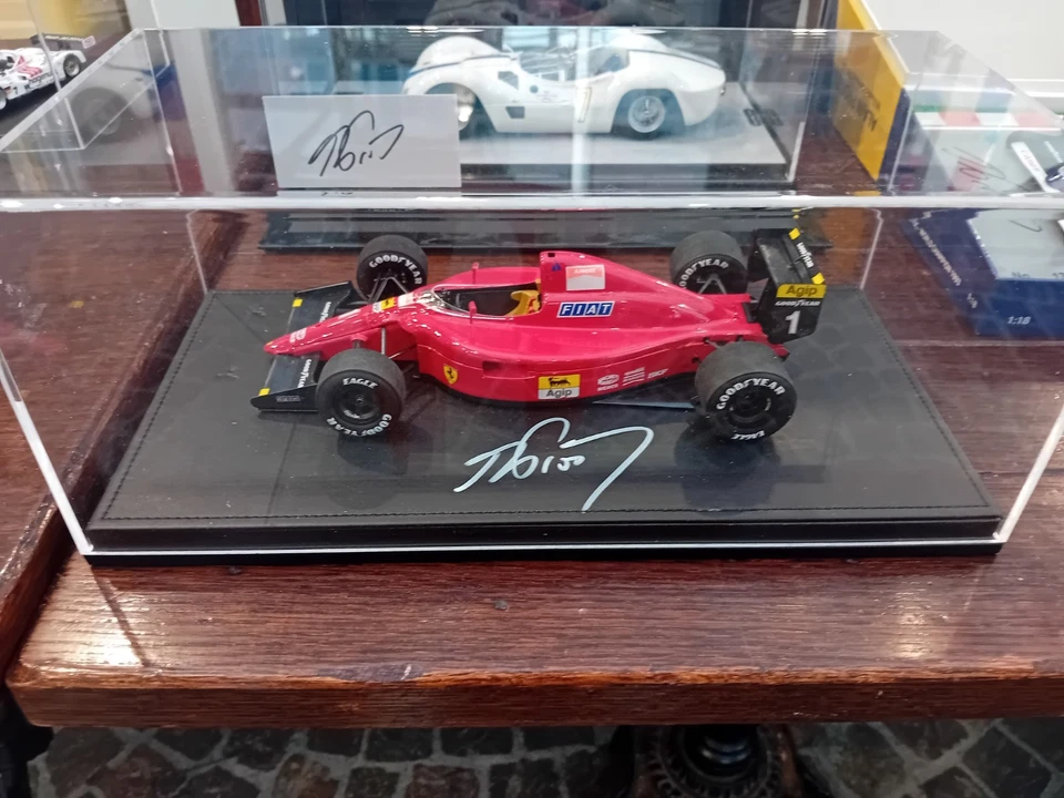 Prost Ferrari 641 Rewell Kit 1:20 Signed - Immagine 1 di 1