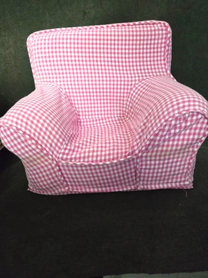 Silla tamaño muñeca Pottery Barn rosa blanco guinga 18" usada para muñeca americana de colección Foto 1 de 4