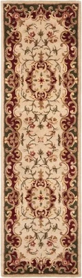 SAFAVIEH Classic Collection 2&apos;3 x 4&apos; (Rectangular), Ivory/Green  - Image 1 of 4