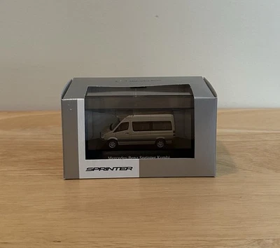 Furgoneta Herpa Mercedes-Benz Sprinter 1/87 Foto 1 de 2
