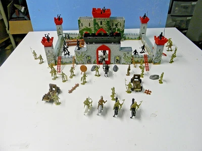 1 Marx Original 1960 Castelo dos Cavaleiros com 42 figuras todas as reedições (listagem de novembro) - Imagem 1 de 4